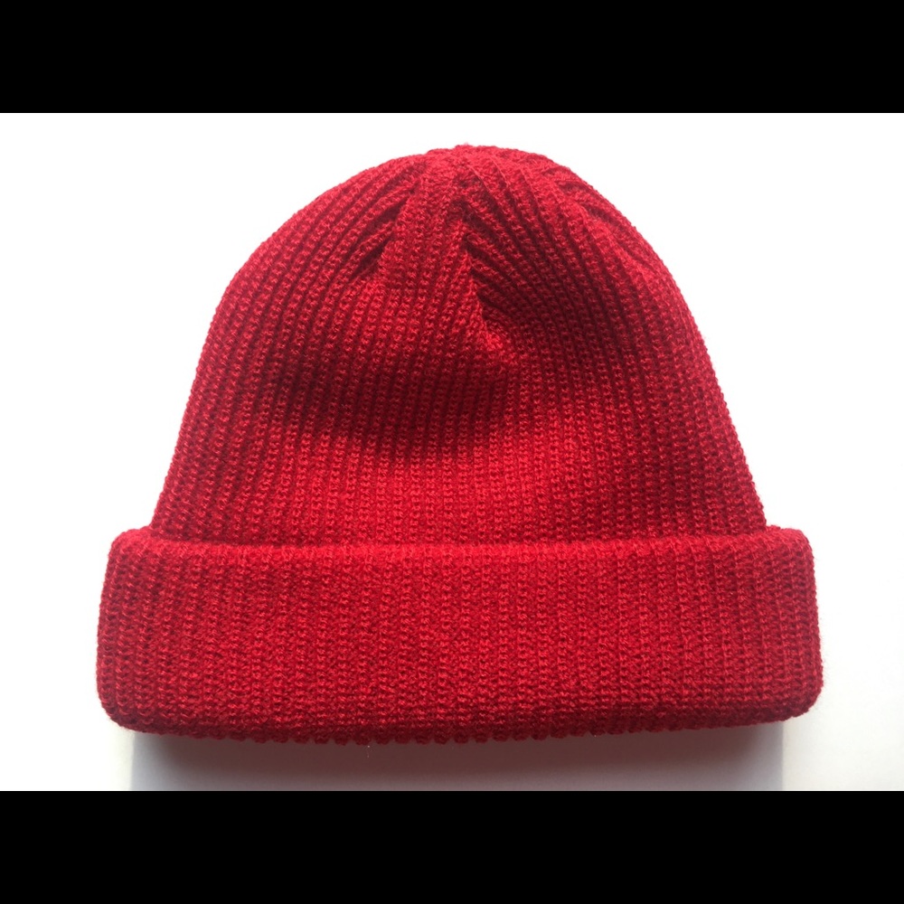Maroon Cap Beanie - Unisex - Picture 1 of 3